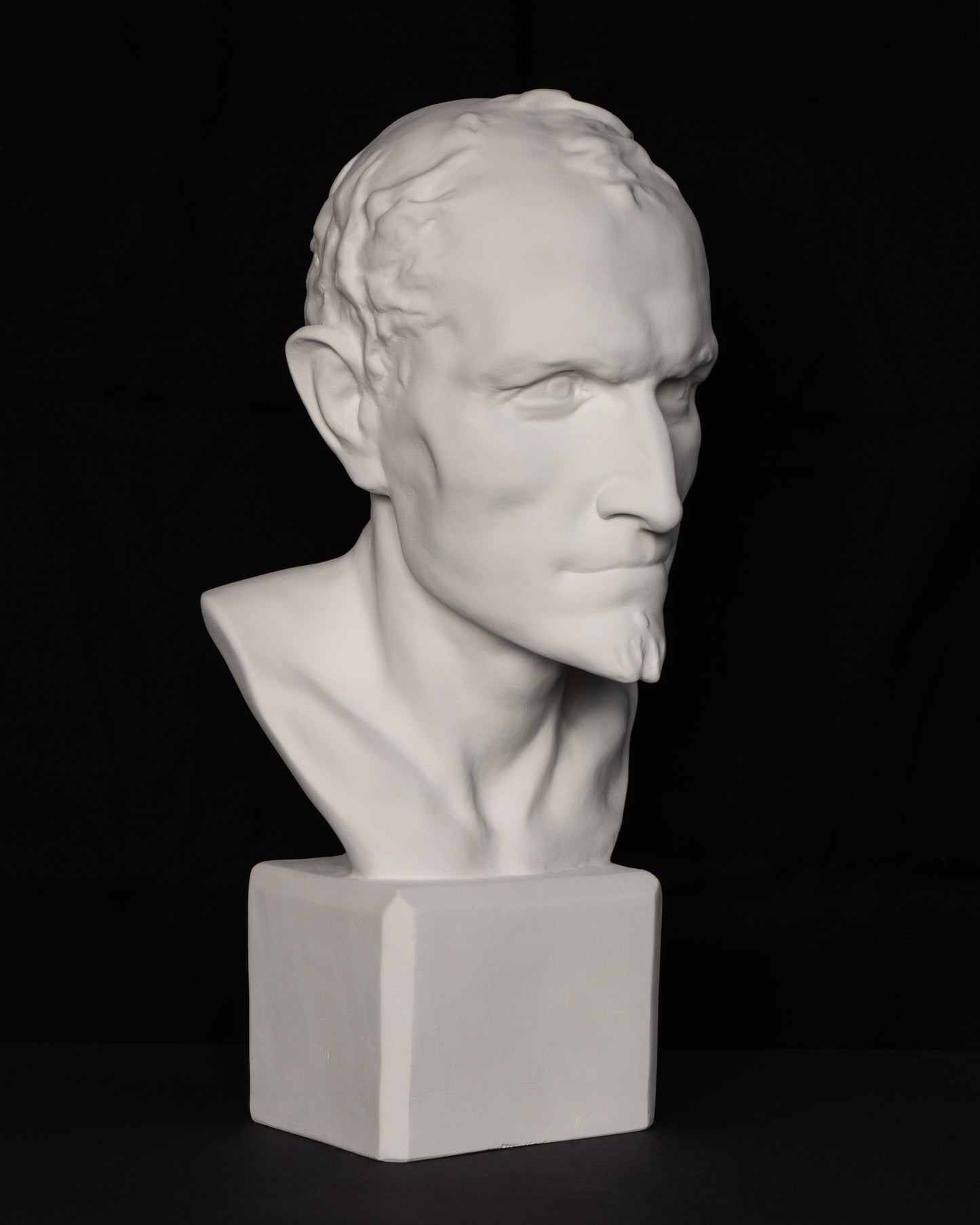 Bust Mefistofel
