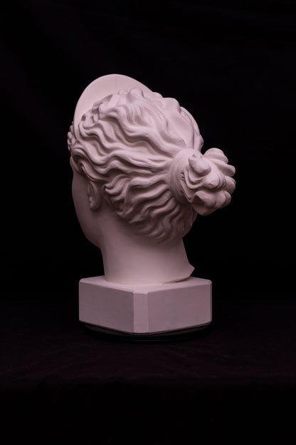 Cap Diana de Versailles (Artemis)