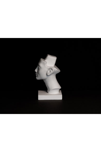 Cap Nefertiti (neterminat)